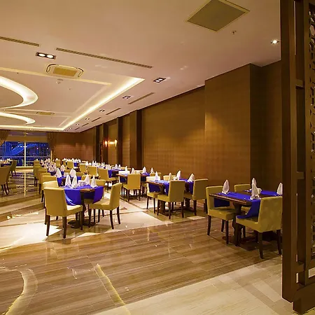 Diamond Elite & - Adults Only 5* Side