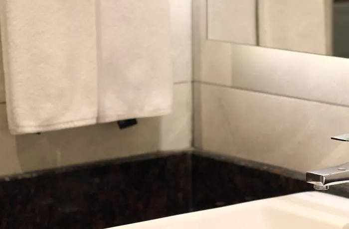 Diamond Elite & - Adults Only 5* Side