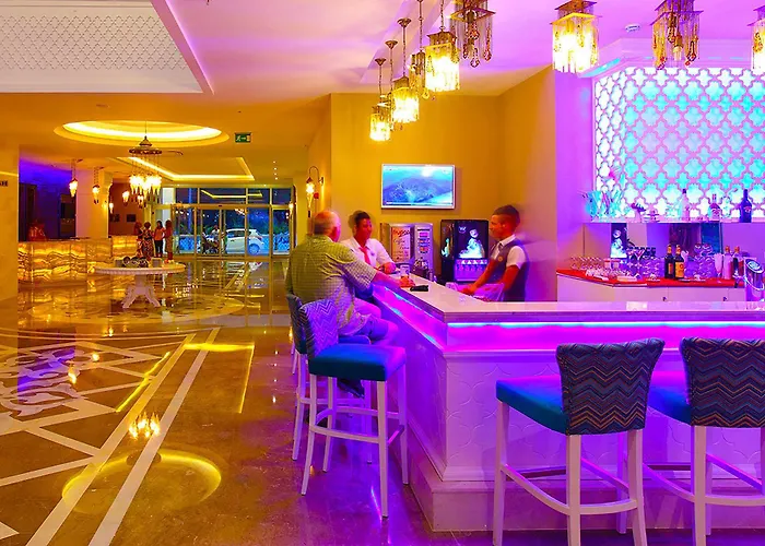 Diamond Elite & - Adults Only 5* Side